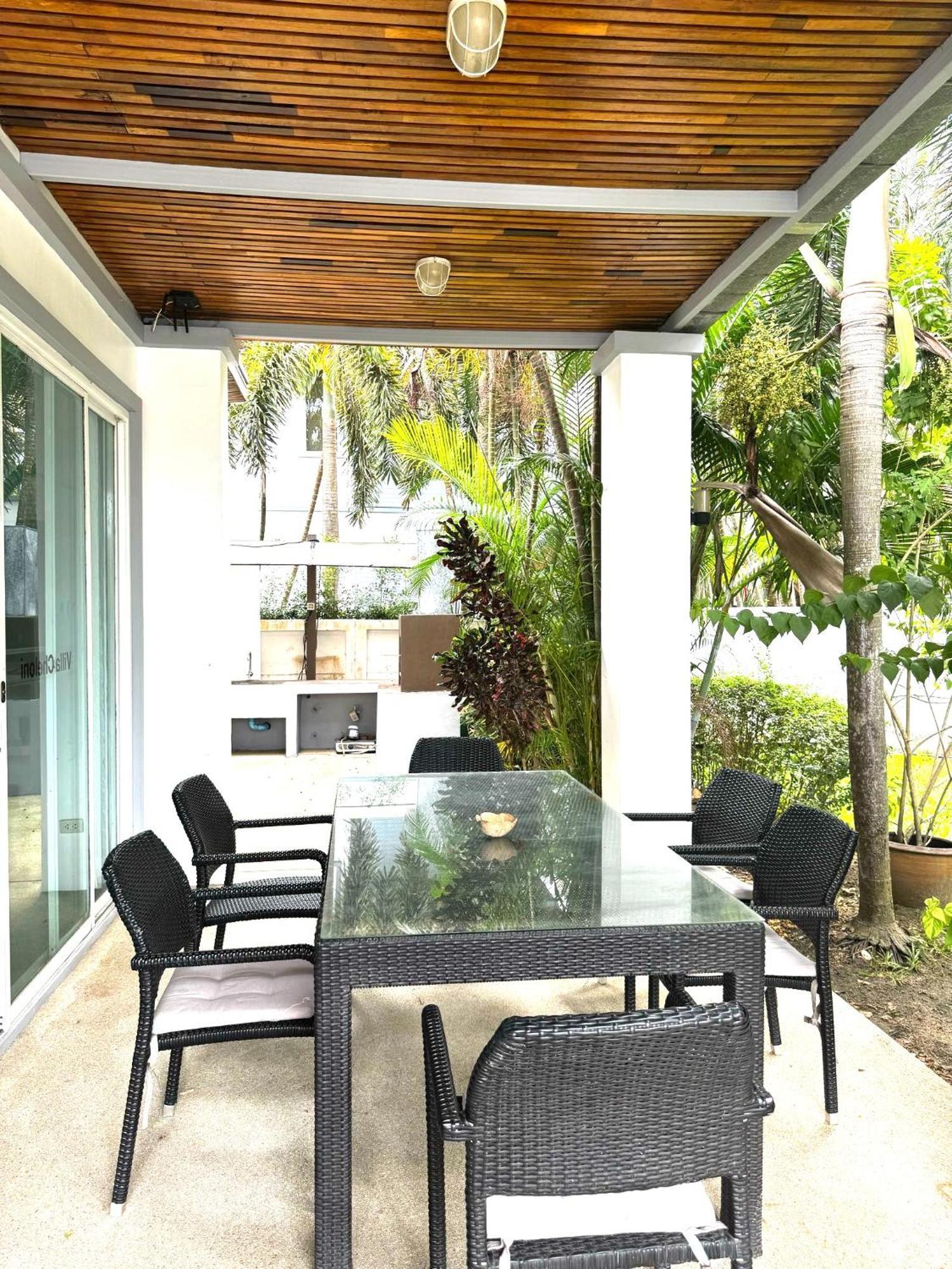 Villa Cheloni 2 Bedrooms Kamala Beach Eksteriør billede