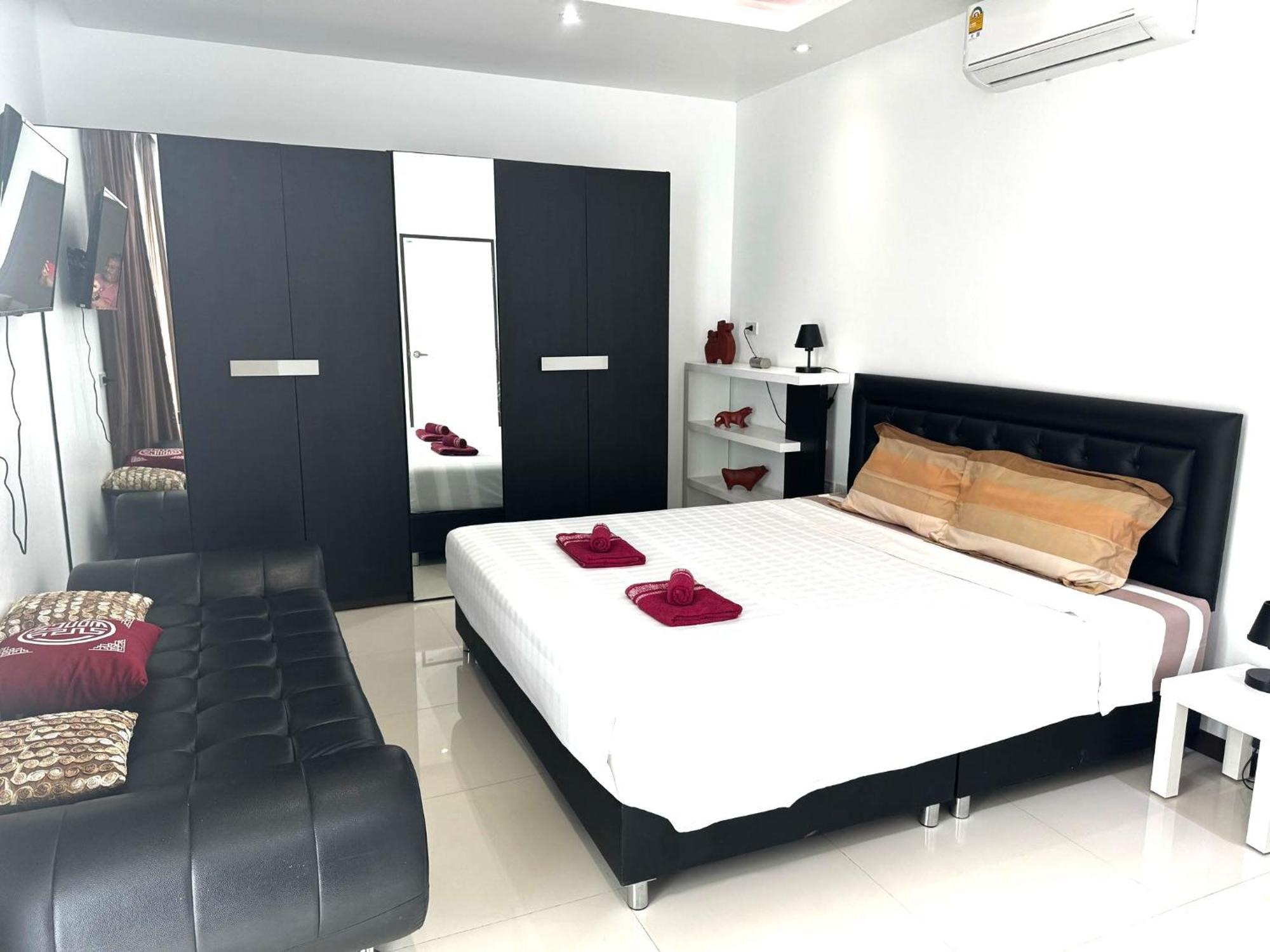 Villa Cheloni 2 Bedrooms Kamala Beach Eksteriør billede