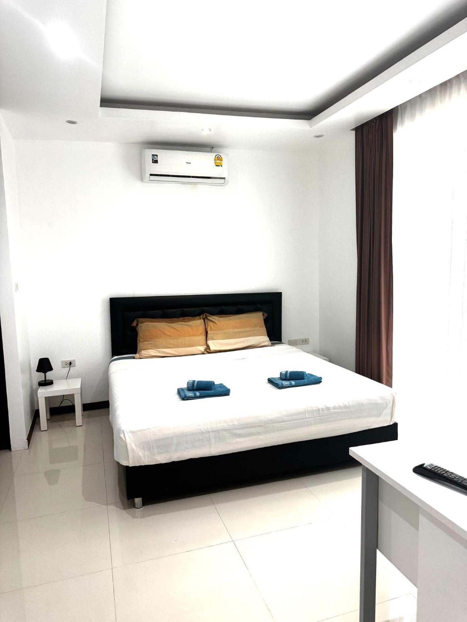 Villa Cheloni 2 Bedrooms Kamala Beach Eksteriør billede